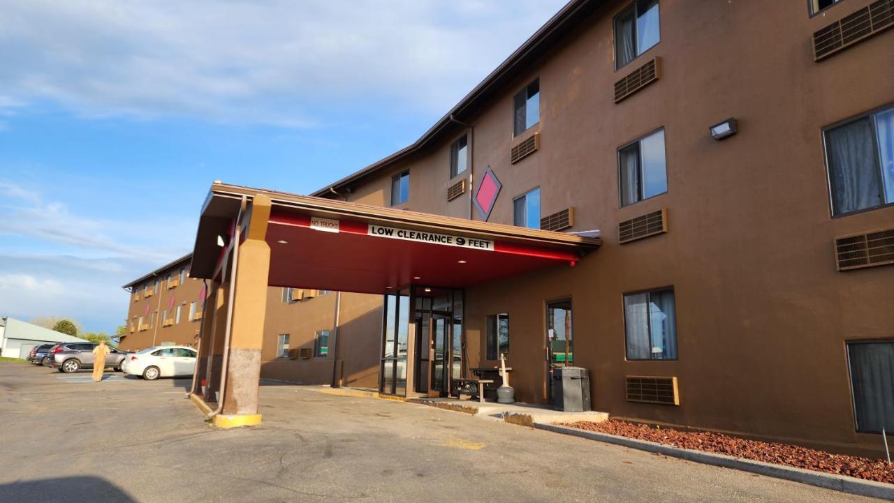 Grizzly Inn Great Falls Εξωτερικό φωτογραφία